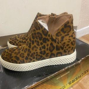 I have these cute cheetah print shoes for sale they are new never been used .